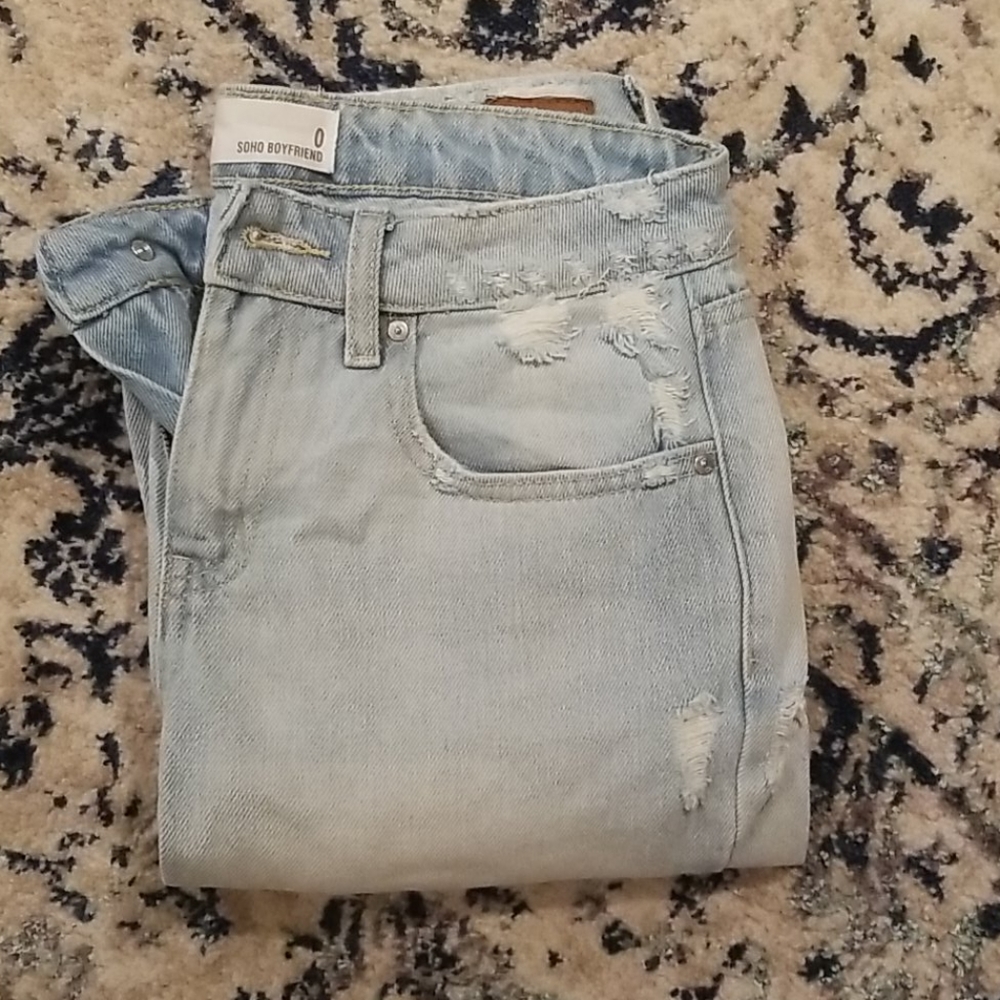 Tilly's Distressed Boyfriend Jeans